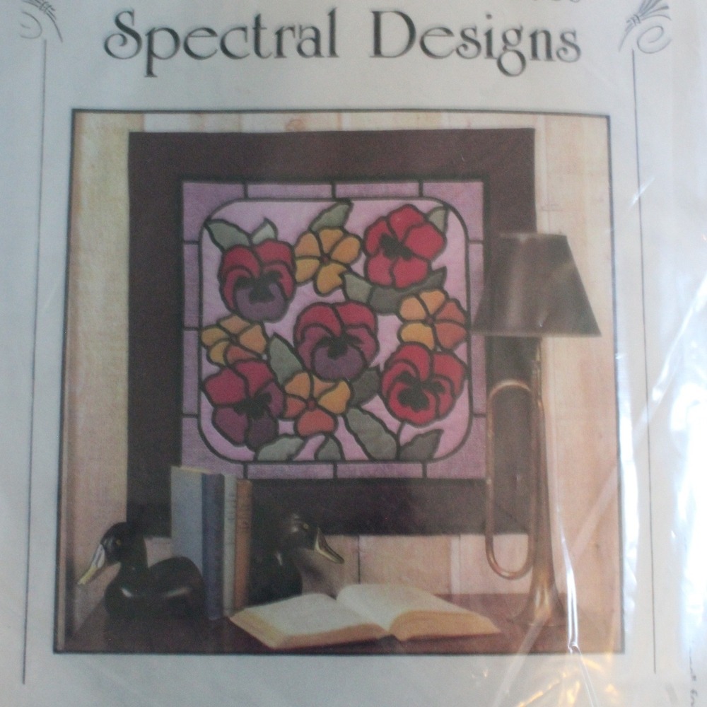 Spectral‎ Designs Pansy Stained Glass Quilt Pattern 506 Fabric Kit Floral Multi
